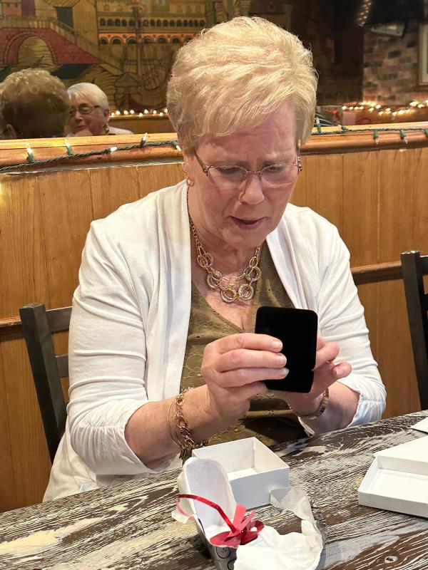 Review Thumbnail Image 0 370188854