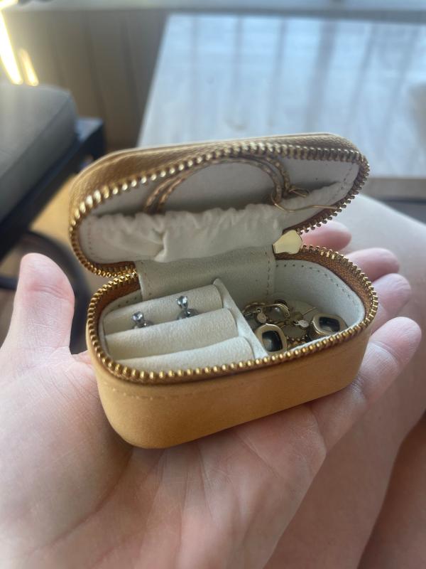 Customer photo for "Cute but rather small"