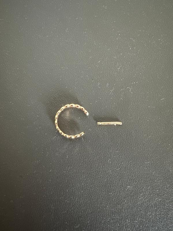 Customer photo for "Broke right away"