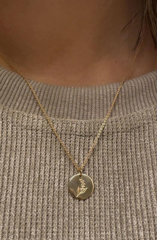 Review Thumbnail Image 0 369700611