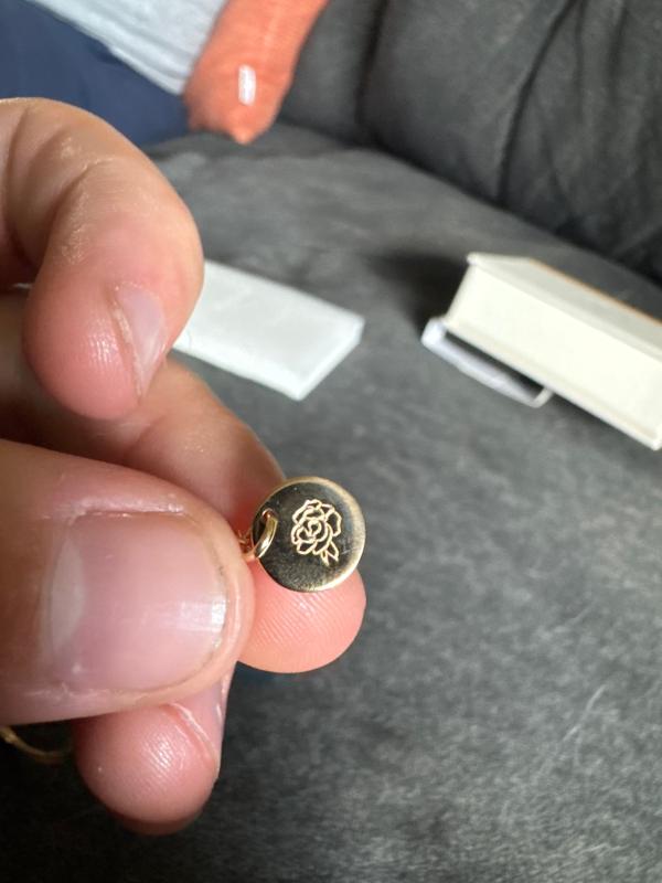 Customer photo for "Scratches"