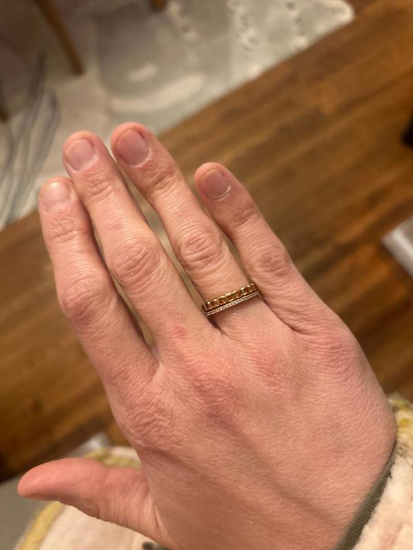 Review Thumbnail Image 1 371370282