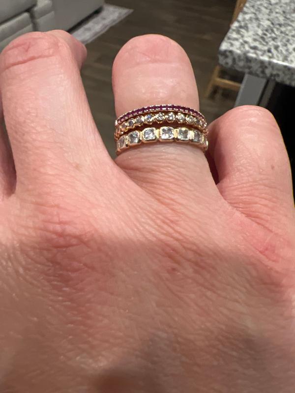 Review Thumbnail Image 0 371449615