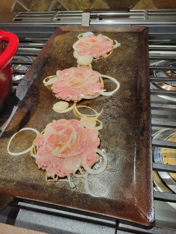 Smash burgers