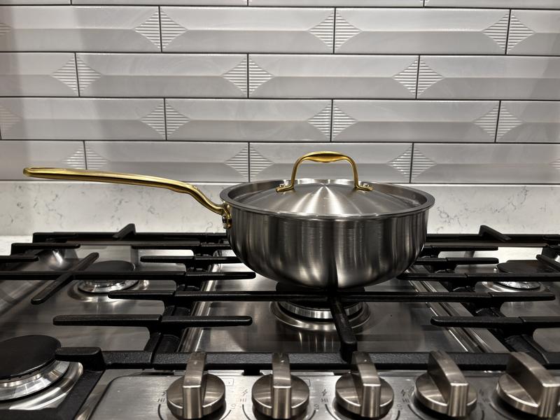 saucier on gas stove