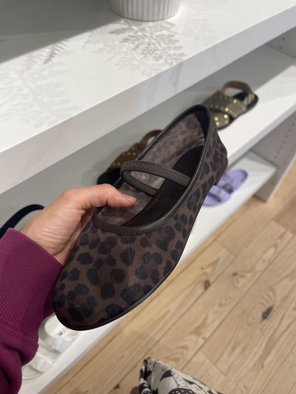 Review Thumbnail Image 0 267429661