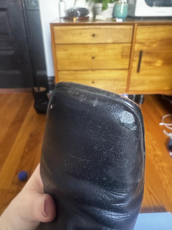 Customer photo for "extremely poor quality :( so sad"