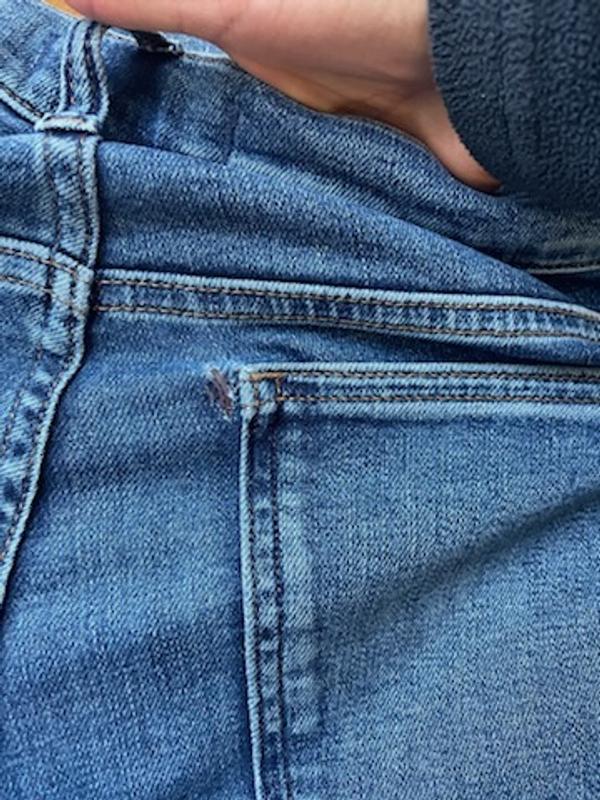 Customer photo for "Love the fit, but defective"