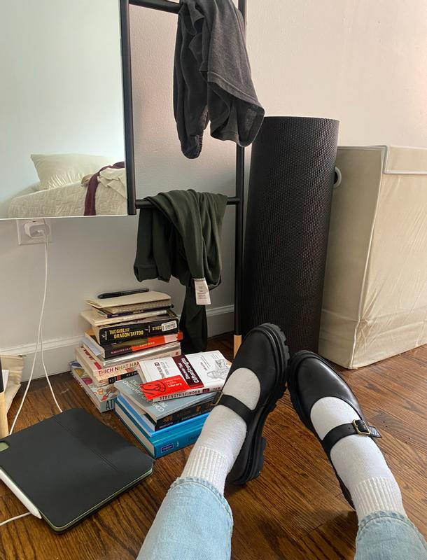 Review Thumbnail Image 0 268972600