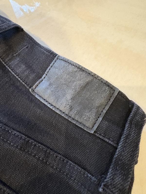 Customer photo for "Love the fit, bad quality"
