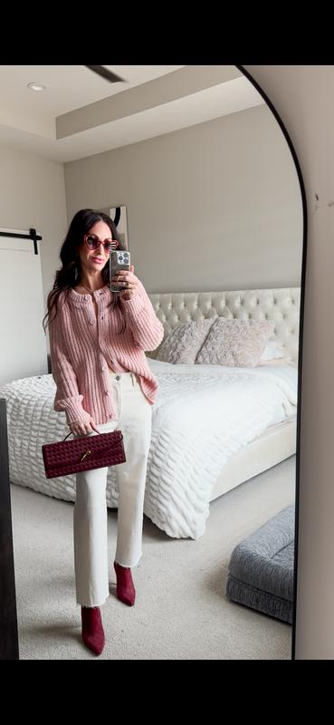 Customer photo for "White you can wear all year long"