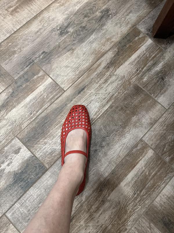 The Greta Round-Toe Ballet Flat in Mesh