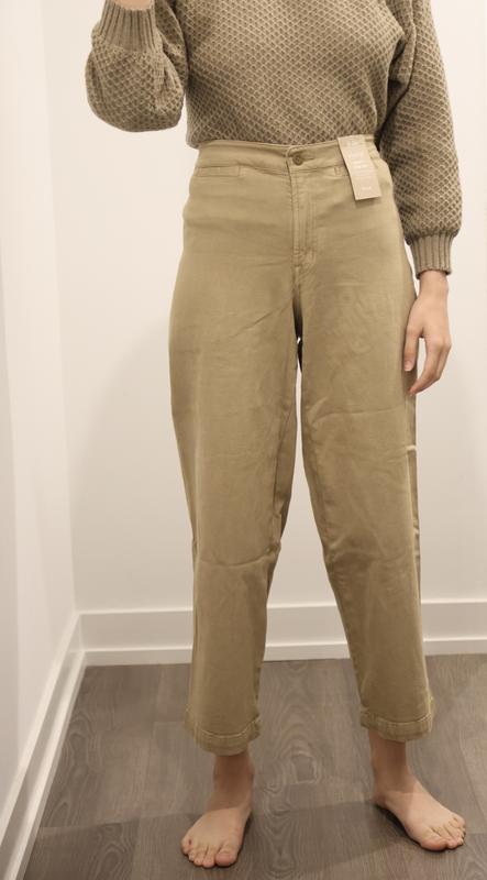 The Curvy Emmett Wide-Leg Crop Pant: Welt Pocket Edition