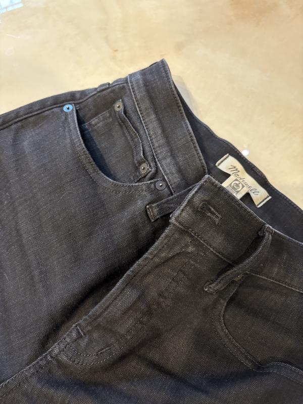Customer photo for "Love the fit, bad quality"