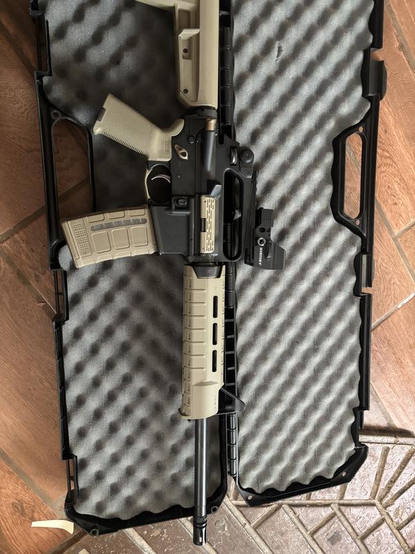 Magpul MOE SL Carbine Length AR-15/M4 Hand Guard | Academy
