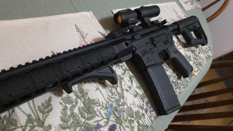 Pew pew! Budget friendly perfection. Light weight, fits the hand like a glove.