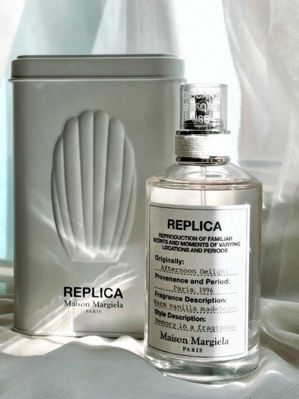 Customer carousel item 12.