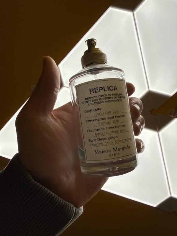 Customer carousel item 6.