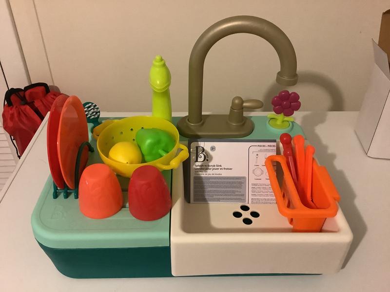 B. Toys Kitchen Sink Play Set - Splash-n-scrub Sink : Target