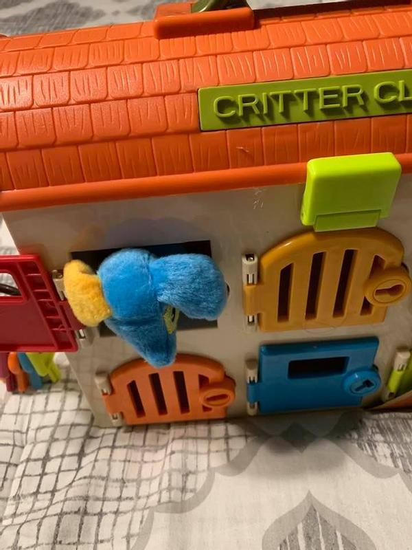 Animal hospital toy store with keys