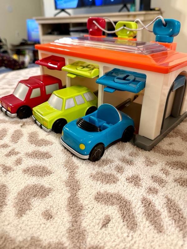 Car garage for 3 year olds online