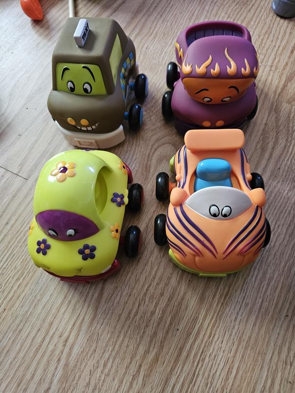 Wheeee ls Soft Pull Back Cars B. toys B.toys Europe