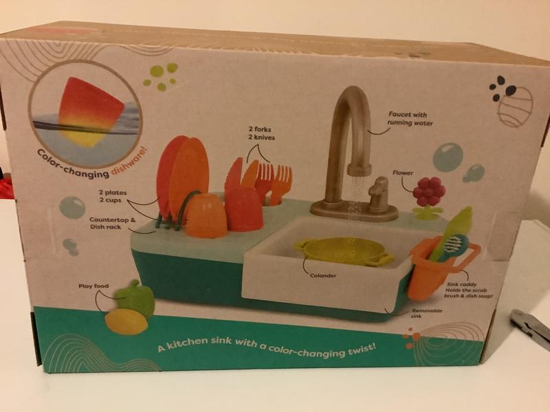 B. toys Kitchen Sink Play Set - Splash-n-Scrub Sink