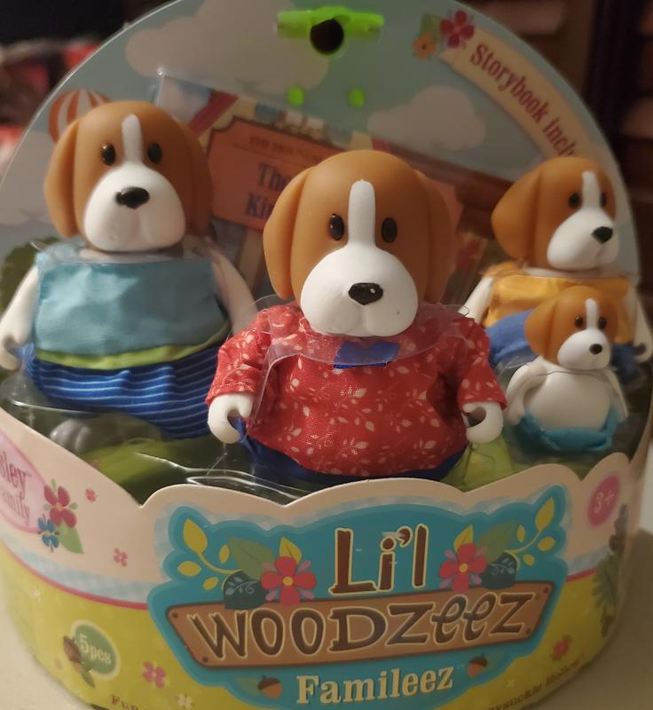 Houndsley Beagle Family | Small Animal Figurines | Li'l Woodzeez