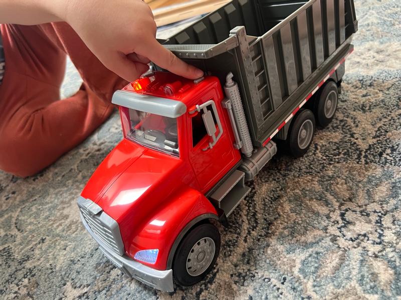 Driven By Battat – Camion Benne Basculante 1/16 Avec Lumières Et Sons – Jouet Construction Robuste Dès 3 Ans