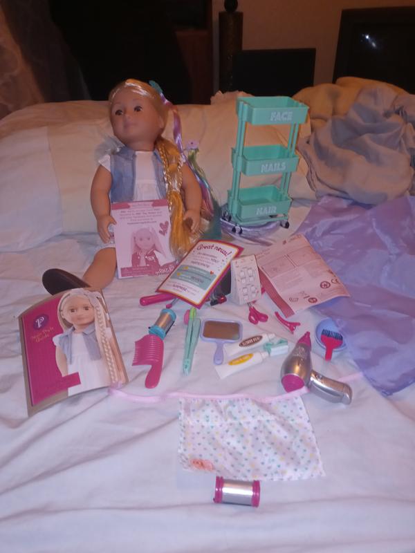 Berry Nice Salon Set, 18 Doll Styling Set