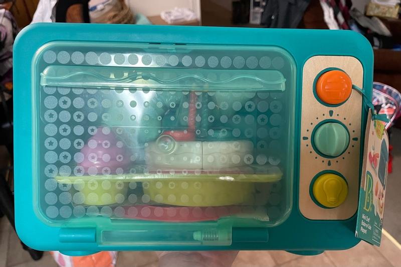 B. toys - Play Oven Baking Set Mini Chef - Bake-a-Cake Playset