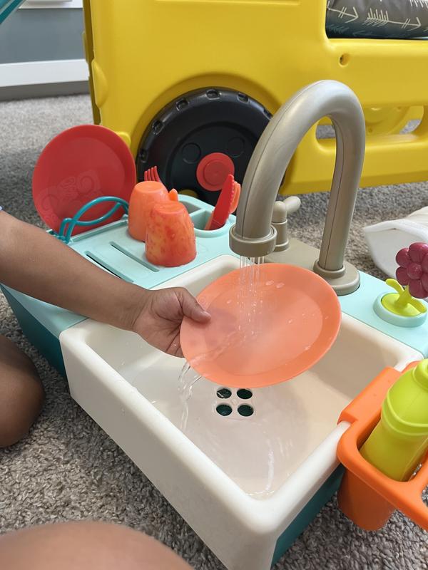 B. toys Kitchen Sink Play Set - Splash-n-Scrub Sink