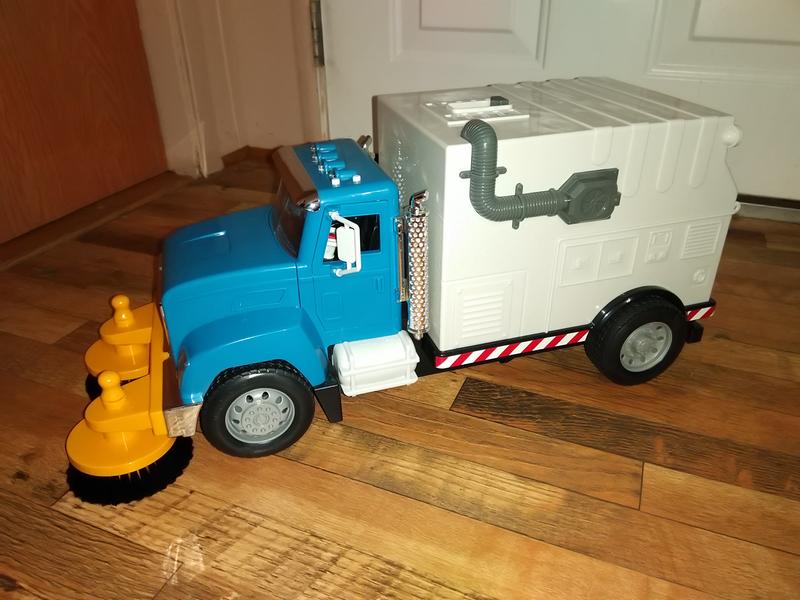 Road sweeper toy store truck