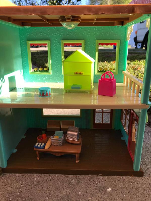Li'l Woodzeez, Honeysuckle Market Square Playset | Toys R Us