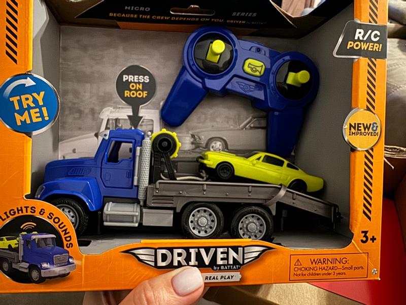 Micro R C Tow Truck Small Tow Truck Toy for Kids DRIVEN by Battat