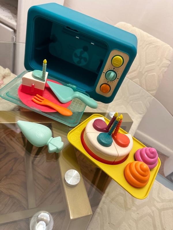 B. toys - Play Oven Baking Set Mini Chef - Bake-a-Cake Playset