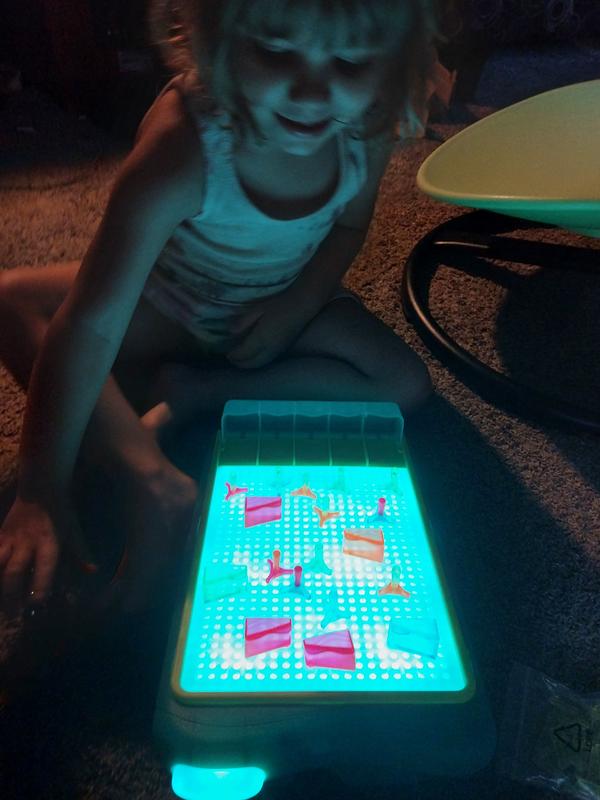 Light-Up Marble Drop | Illuminated Peg Board | B. toys – MaisonBattat