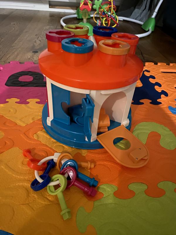 Shape sorter house with 2024 keys