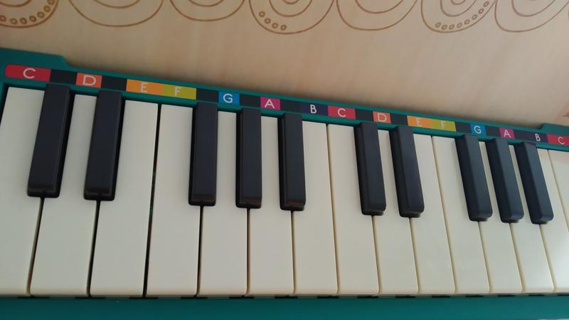Exclusivo criança de piano madeira preta — Brycus