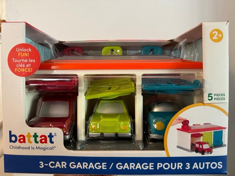 Battat garage clearance