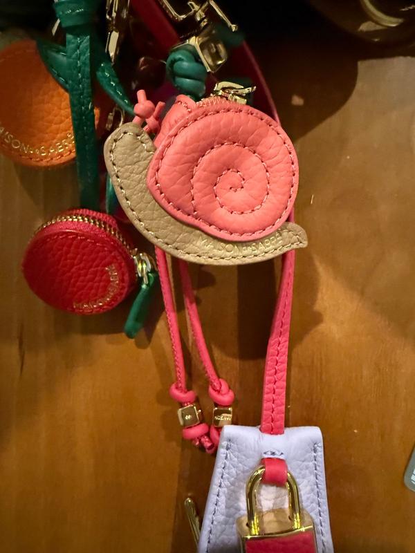 Customer carousel item 5.