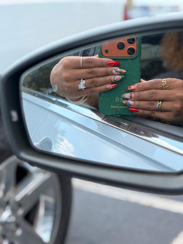 Customer photo for "Stunning case"
