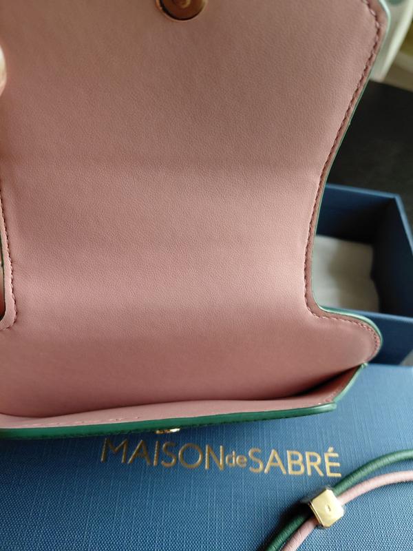 Customer carousel item 4.