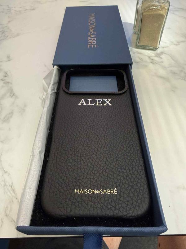 Customer photo for "iPhone 17 pro max case"