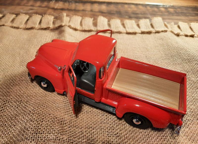 Maisto 1:25 Special Edition 1950 Chevrolet 3100 Pickup
