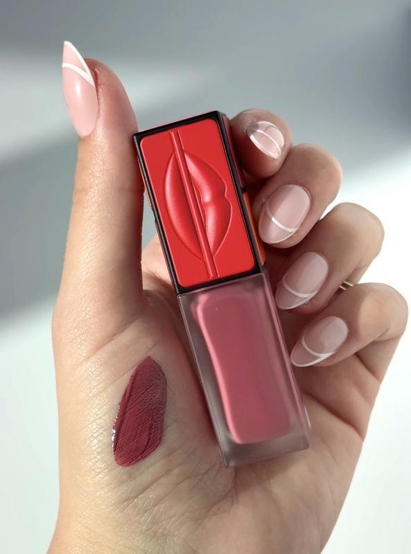 Customer carousel item 7.