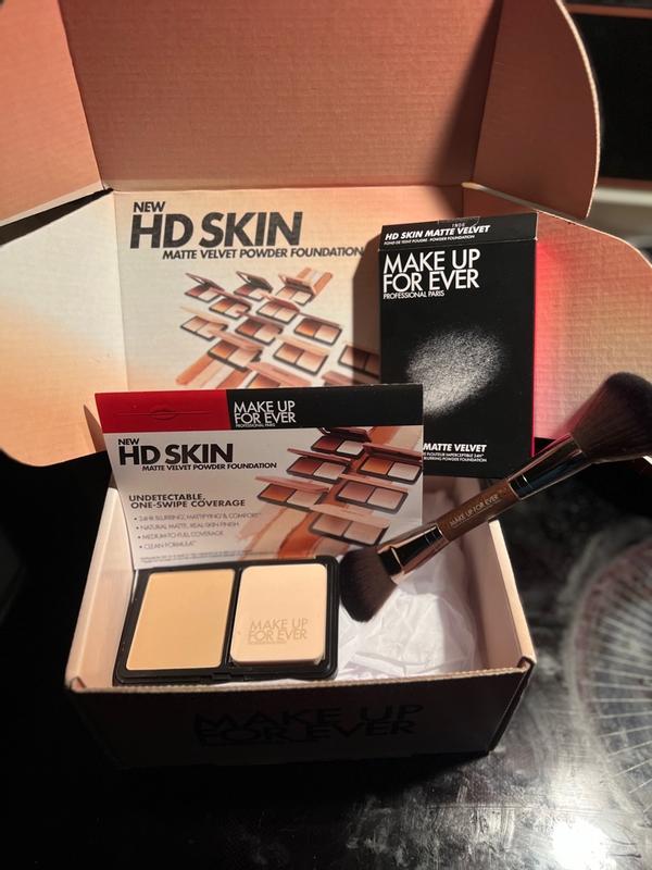 MAKE UP FOR EVER HD Skin Matte Velvet 1Y08 Blurring Powder Foundation New  In Box