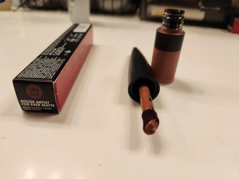 MAKEUP FOREVER ROUGE ARTIST FOREVER MATTE 24 HR LIQUID LIPSTICK!! Does it  live up to the claims?? 