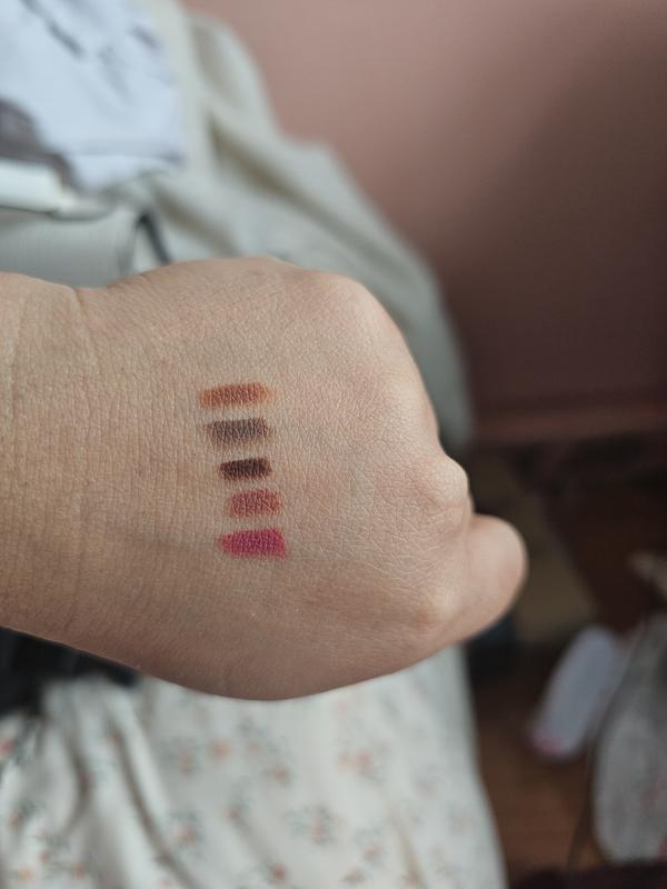 Customer carousel item 3.