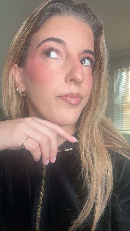 This mascara is unreal!!